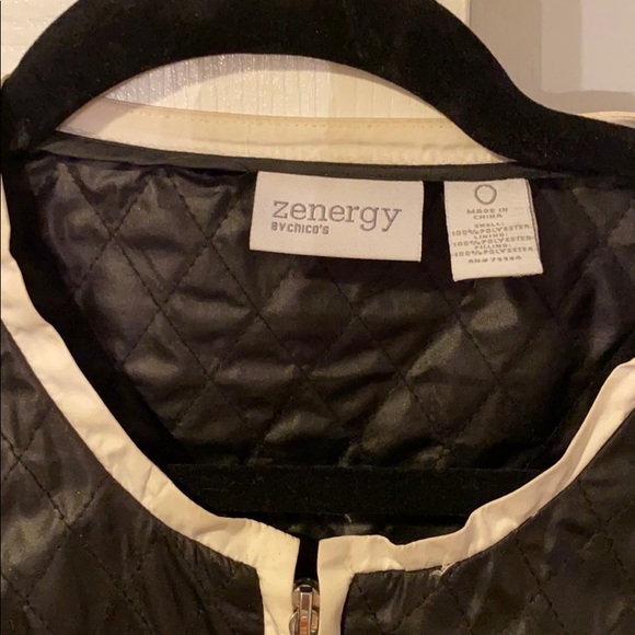 Lightweight jacket - Picture 2 of 4